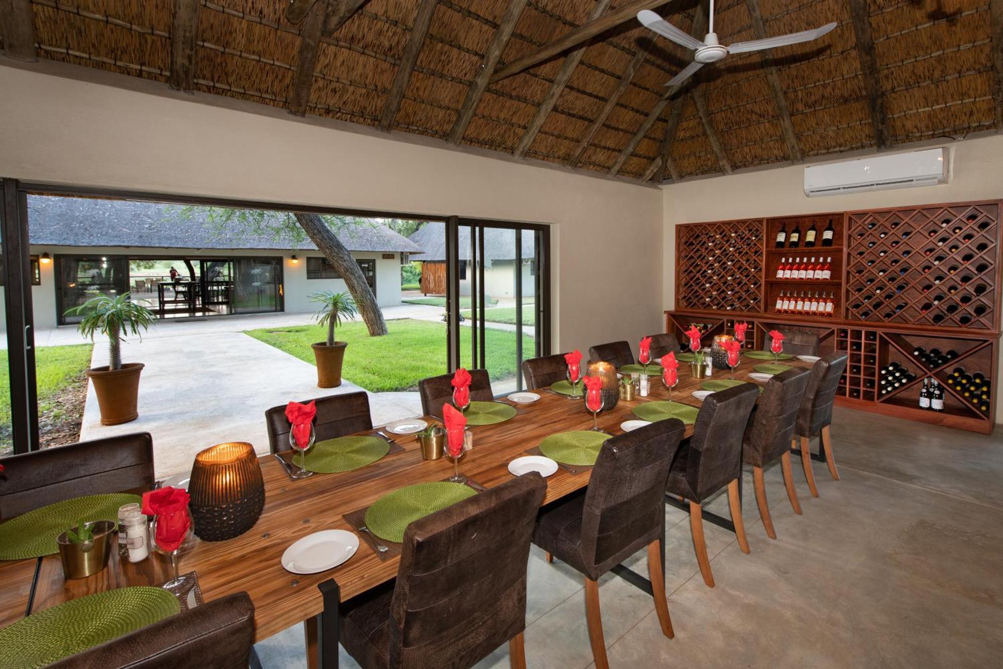 Senalala Safari Lodge 克拉塞利尔自然保护区 外观 照片