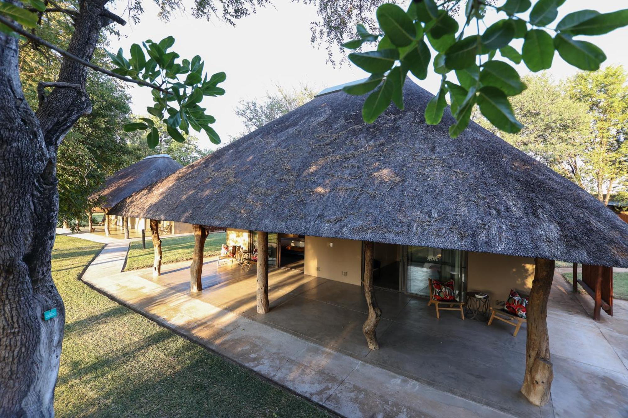 Senalala Safari Lodge 克拉塞利尔自然保护区 外观 照片